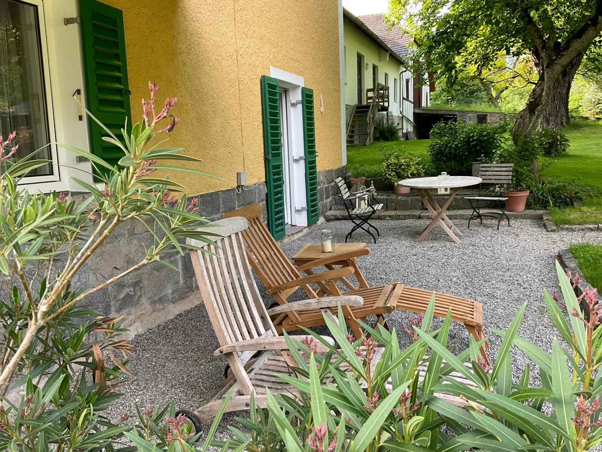 Design Ferienwohnung Mit Bauerngarten فالدكيرشن المظهر الخارجي الصورة